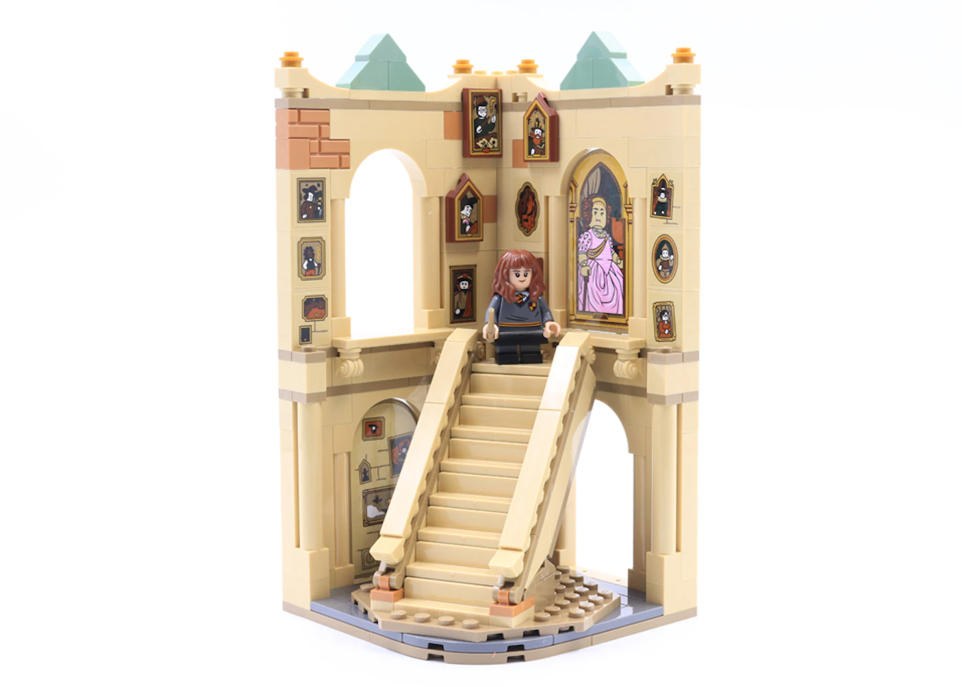 Chez LEGO : le cadeau Harry Potter 40577 Hogwarts Grand Staircase est  maintenant offert dès 130€ d'achat - HelloBricks