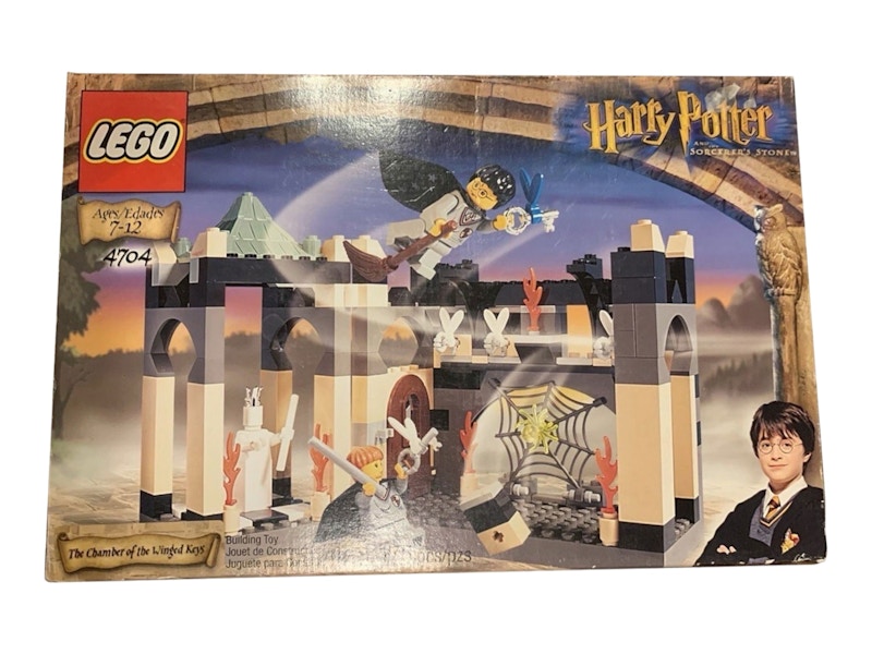 LEGO Harry Potter The Room of the Winged Keys Set 4704