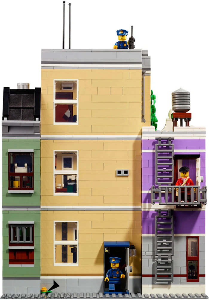Police Station 10278 | LEGO® Icons | Buy online at the Official LEGO® Shop  US