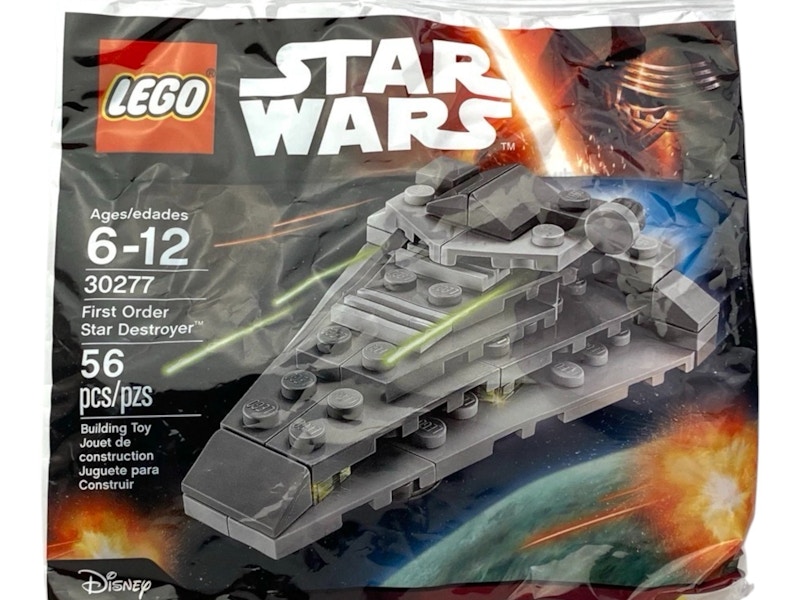 LEGO Star Wars The Force Awakens First Order Star Destroyer Set 30277