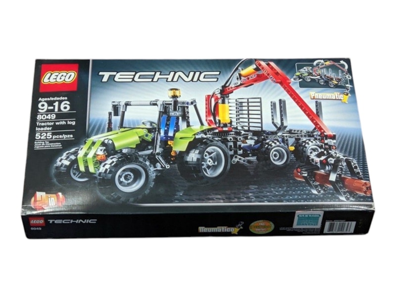 LEGO Technic Le tracteur avec chargeur de grumes 8049