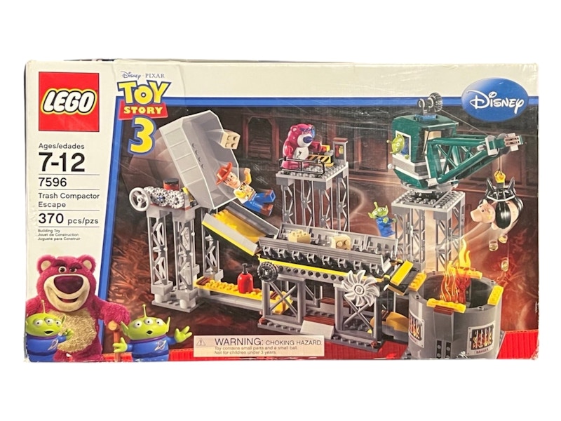 LEGO Toy Story Trash Compactor Escape Set 7596