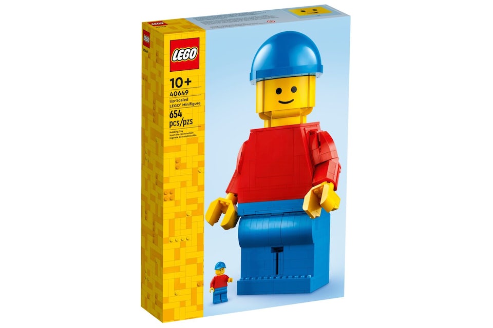 LEGO Up-Scaled LEGO Minifigure Set 40649 - US