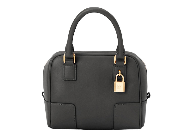 Loewe amazona outlet 23