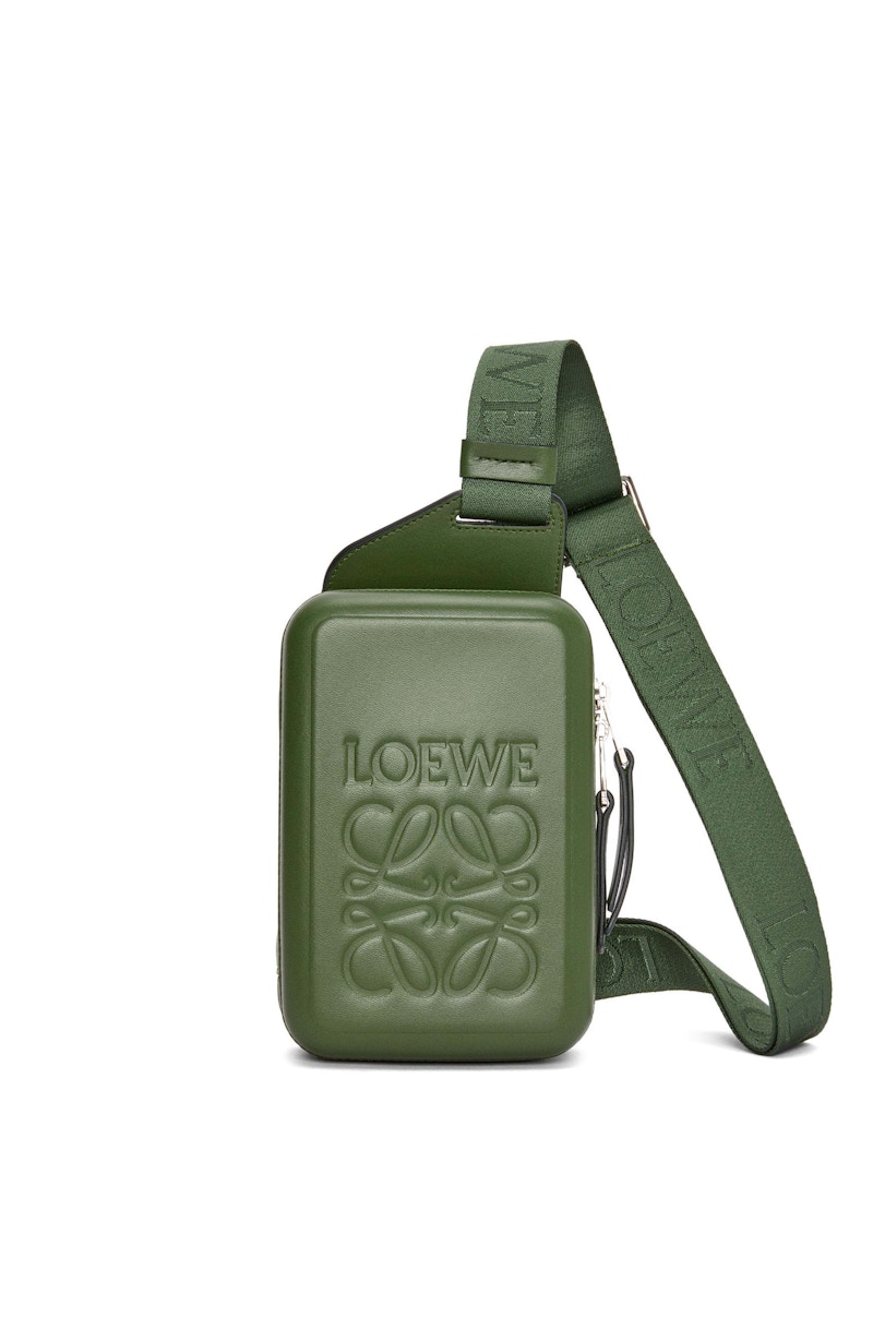 LOEWE Molded Sling in Smooth Calfskin Hunter Green in Smooth
