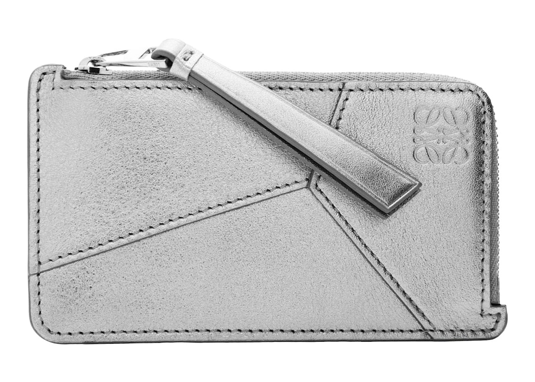 Pre-owned Loewe Puzzle Coin Cardholder In Metallic Calfskin Silver/pearl Grey