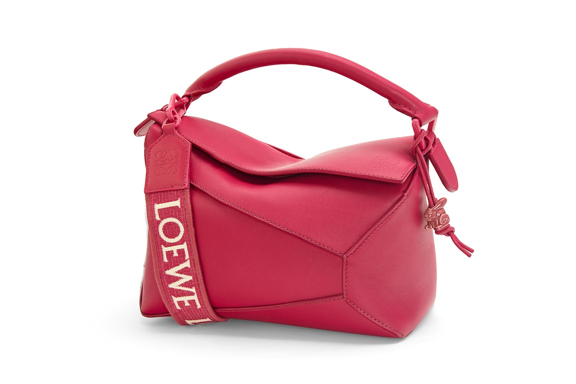 Pre-owned Loewe Puzzle Edge Bag In Satin Calfskin Small Ruby Red Glaze