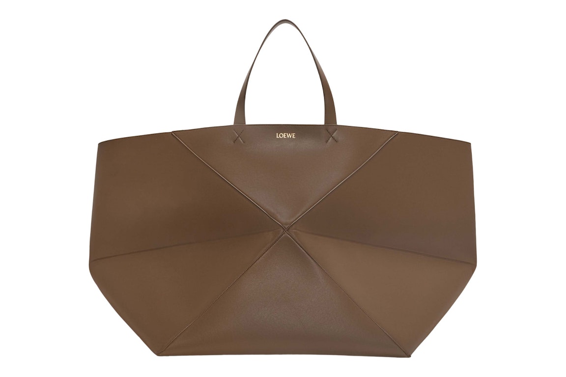 Pre-owned Loewe Xxl Puzzle Fold Tote In Shiny Calfskin Umber