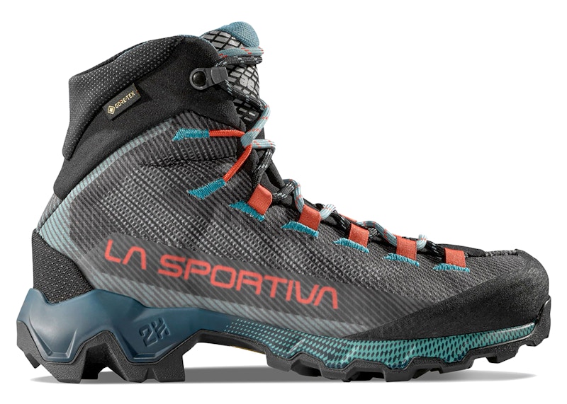 Pre-owned La Sportiva Aequilibrium Hike Gtx (women's) Sneakers In Carbon/everglade