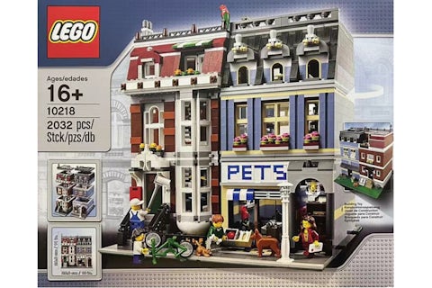 Set LEGO Creator Pet Shop 10218 US - Main Image