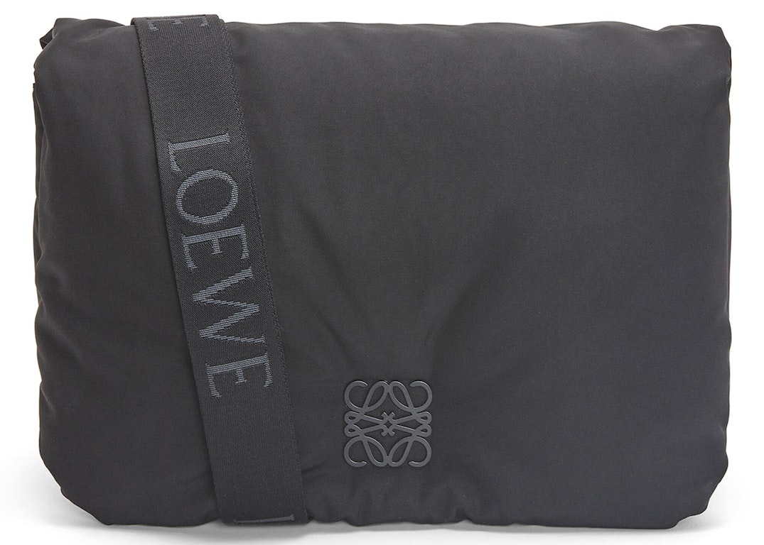 Pre-owned Loewe Puffer Goya Messenger Bag Black