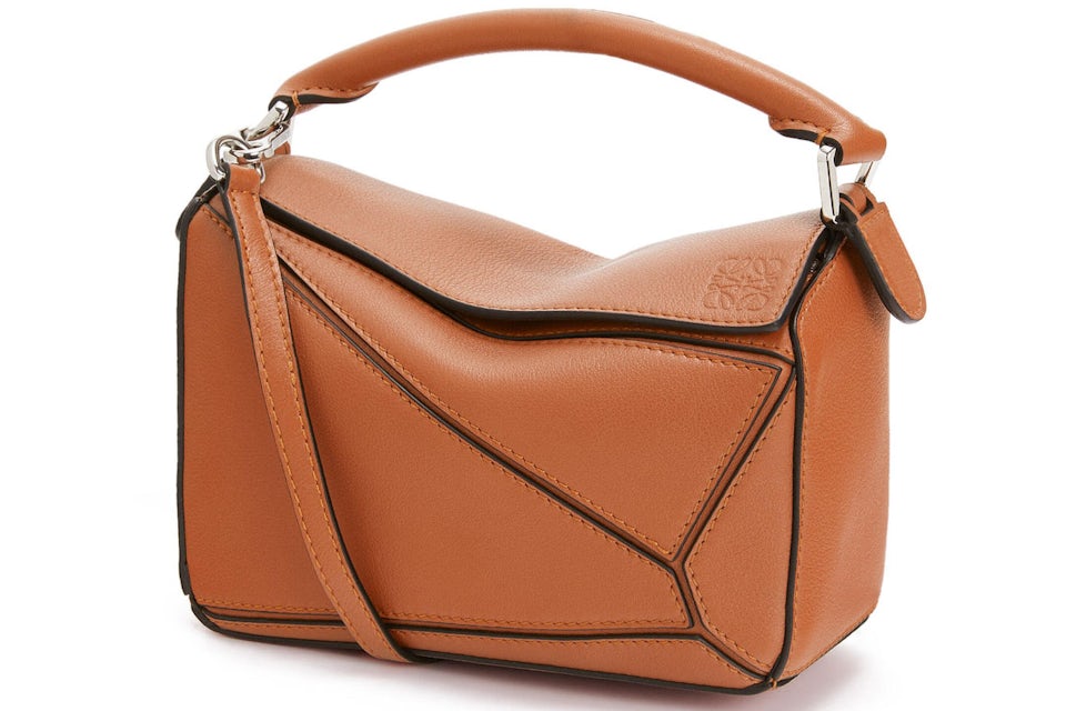 Inferieur Eed Transplanteren LOEWE Puzzle Bag in Classic Calfskin Mini Tan in Calfskin Leather with  Silver-tone - US