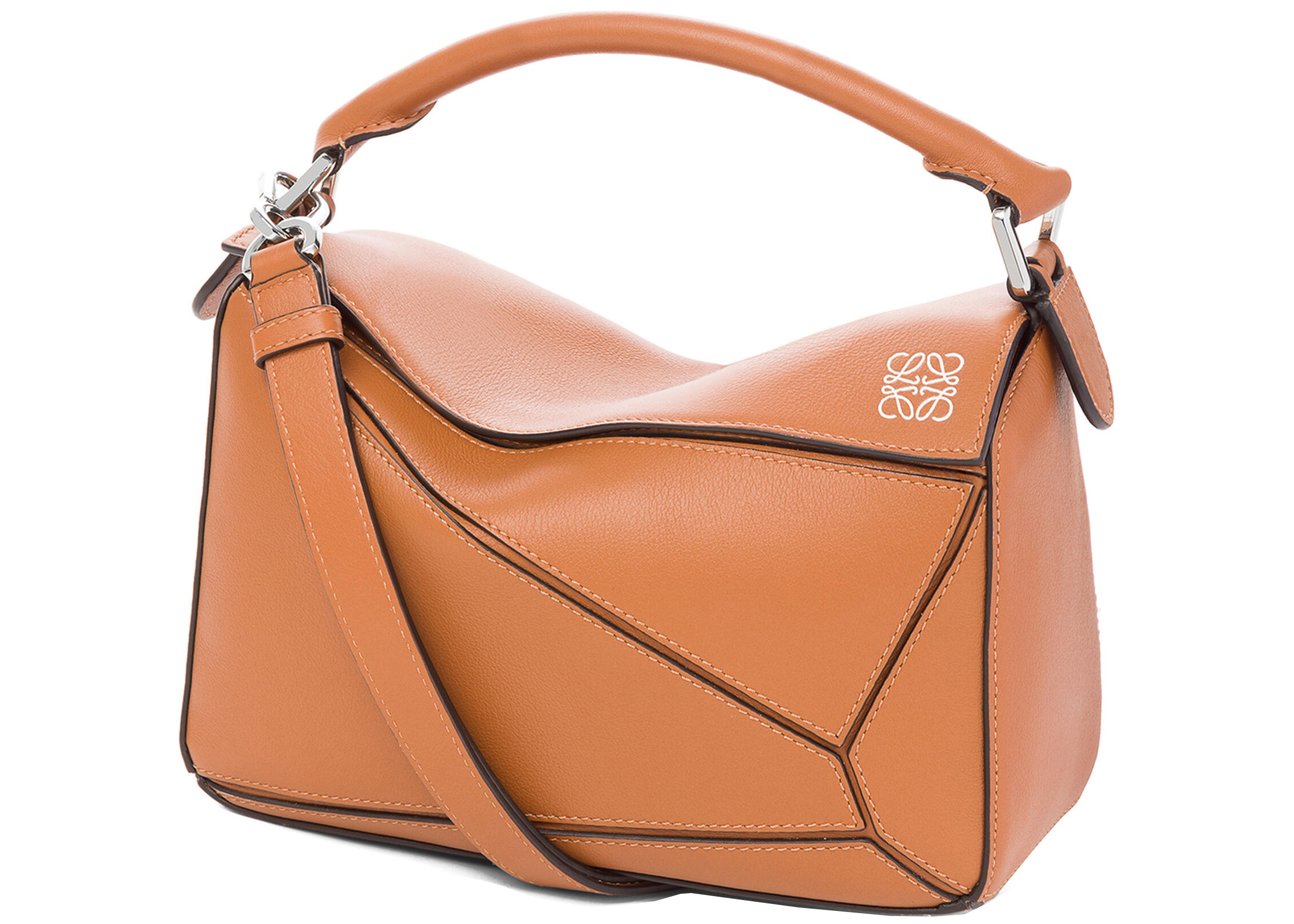 Loewe Puzzle Bag in Classic Calfskin Small Tan in Calfskin Leather 