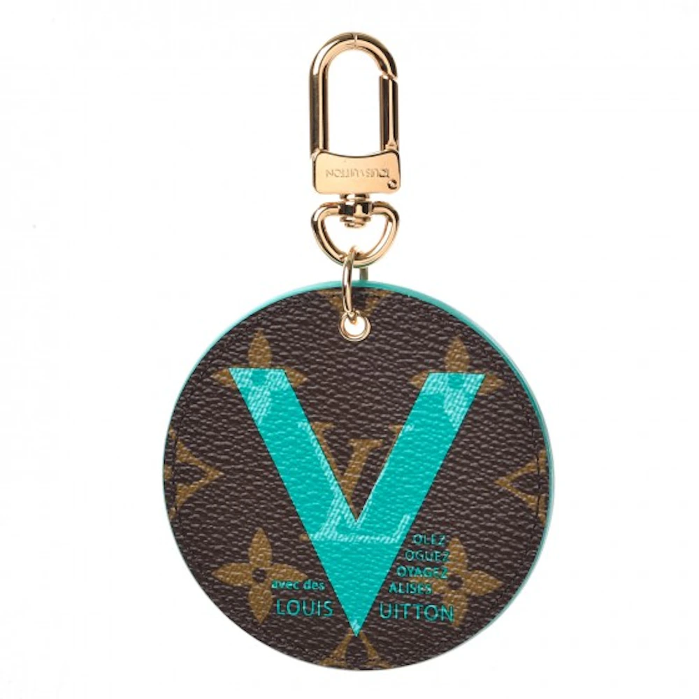 Louis Vuitton LV x YK Hang It Bracelet Turquoise Monogram Canvas. Size 19
