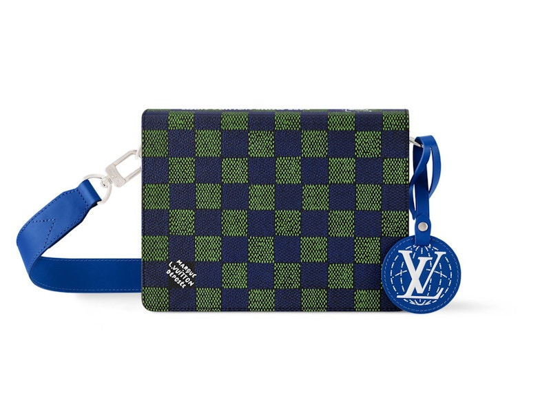 【鮮やかなカラー☆】Louis Vuitton ブック メッセンジャー 鮮やかなカラー☆】Louis Vuitton ブック メッセンジャー