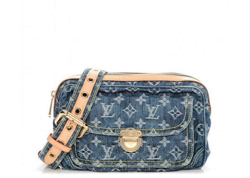 Shop Louis Vuitton BUMBAG 2024 SS Monogram Casual Style Unisex ...