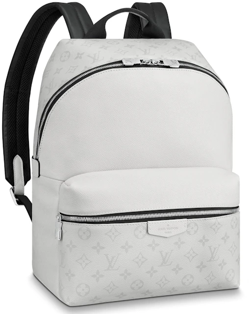 mikroskopisk Hændelse gård Louis Vuitton Discovery Backpack Monogram Antarctica Taiga PM White in  Taiga Leather/Coated Canvas with Silver-tone