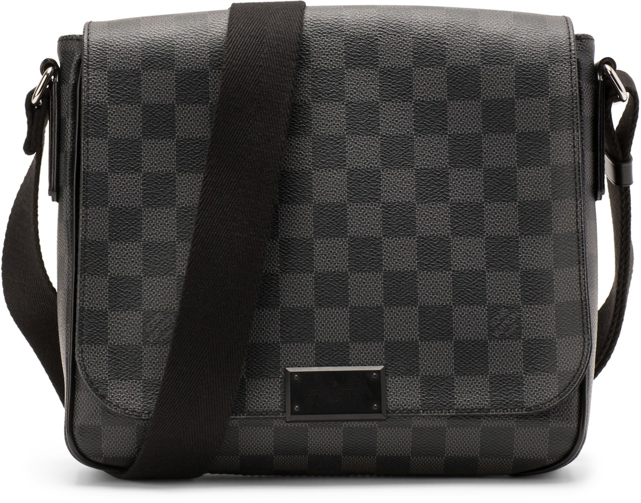 Louis Vuitton Monogram Black Eclipse District PM Messenger Bag (2017) For  Sale at 1stDibs