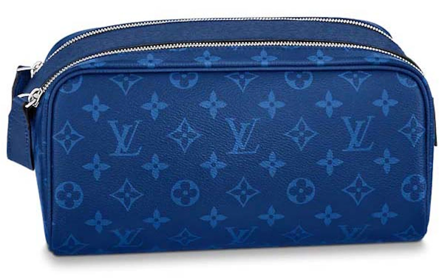 Louis Vuitton Dopp Kit Crystal Blue autres Toiles Monogram
