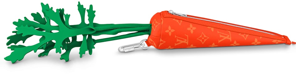 Louis Vuitton Carrot Clutch Bag 