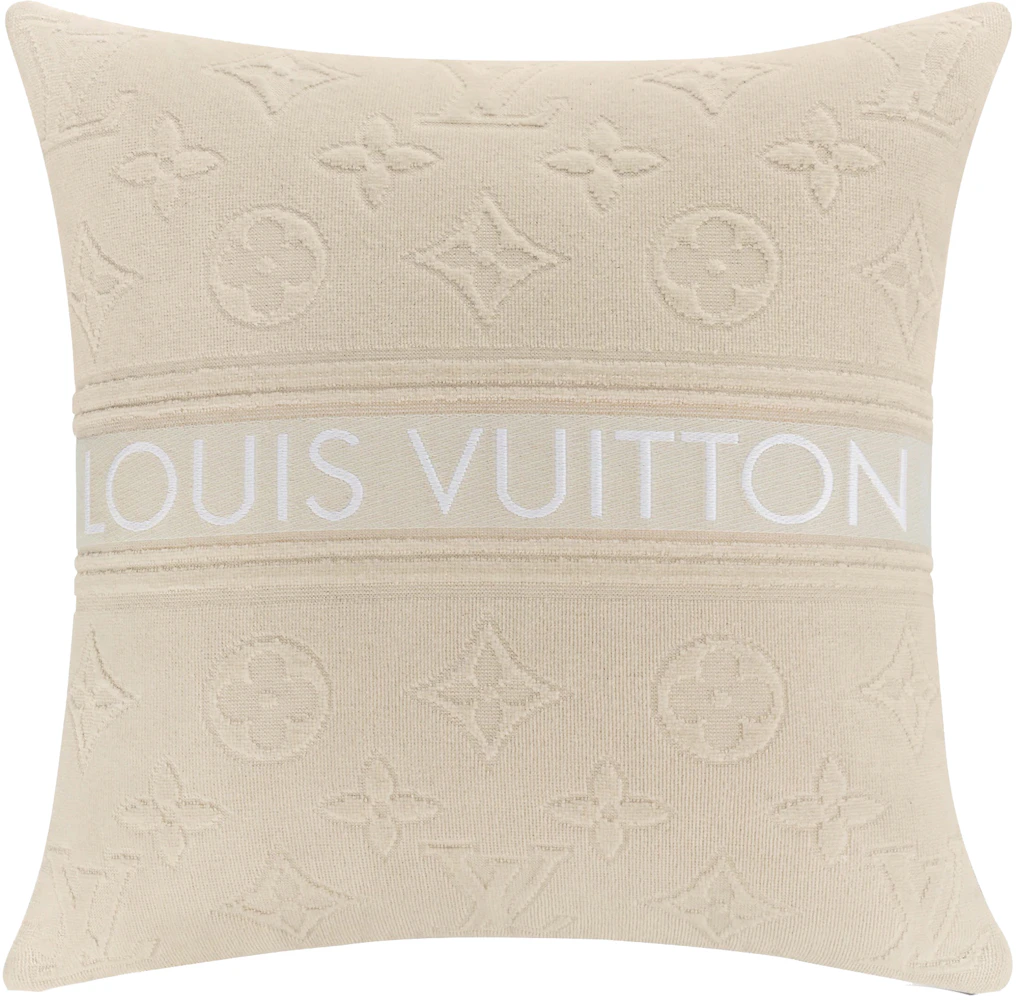 Louis Vuitton Graphical Beach Throw Pillow w/ Tags - Blue Pillows, Pillows  & Throws - LOU669736