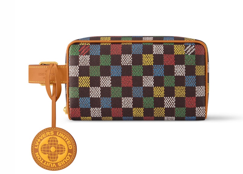 Pre-owned Louis Vuitton Men's Locker Dopp Kit In Lv Vers Damier Ebene