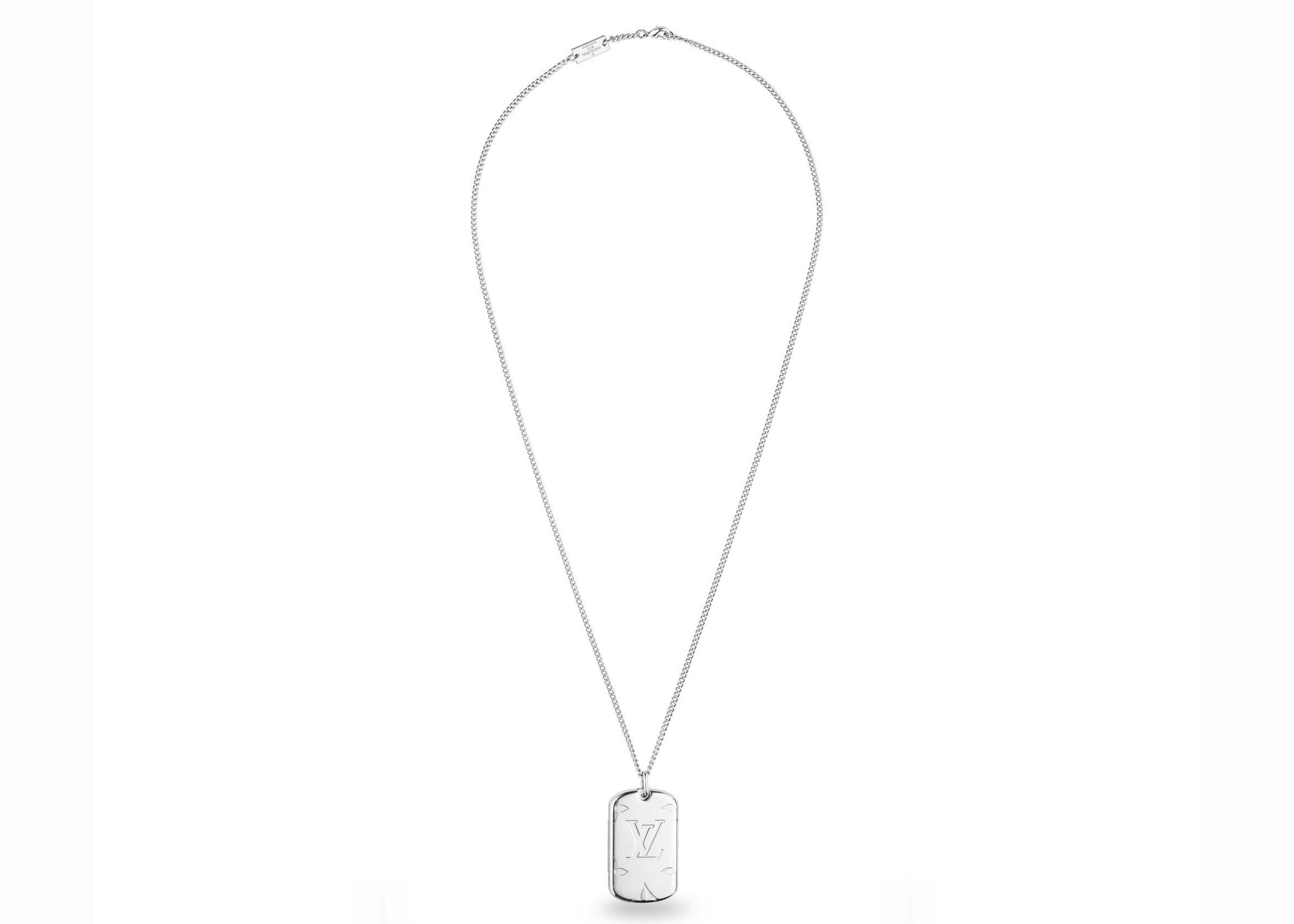 Shop Louis Vuitton MONOGRAM 2021-22FW Monogram locket necklace