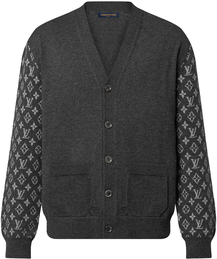 Louis Vuitton® LV Frequency Cardigan Anthracite Fonce. Size 3l