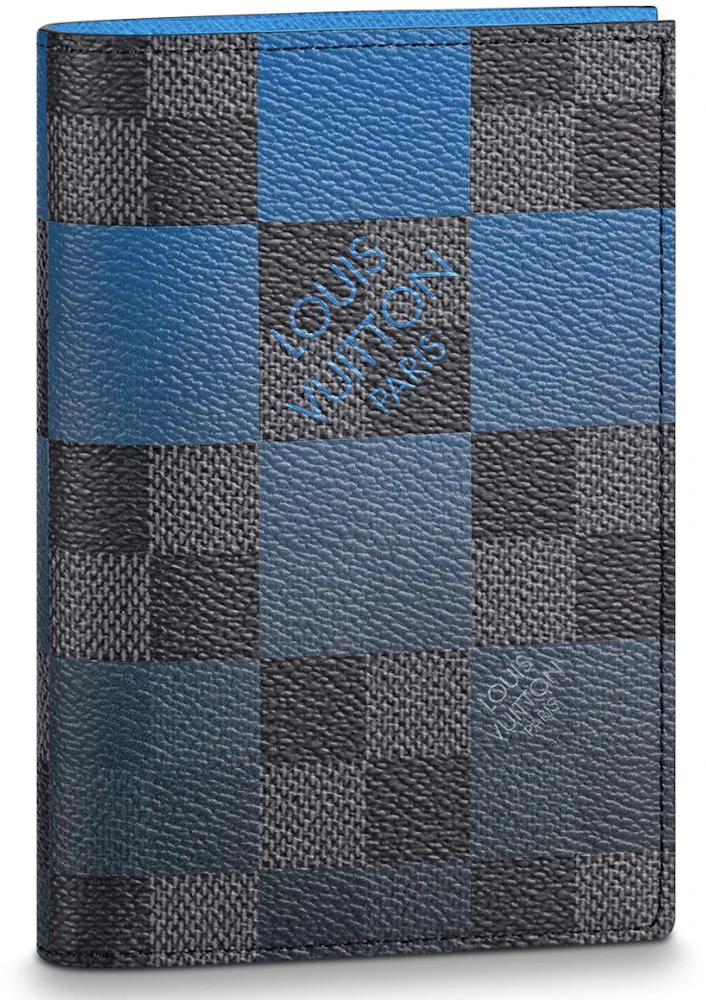Louis Vuitton Passport Cover Hollywood For Sale at 1stDibs