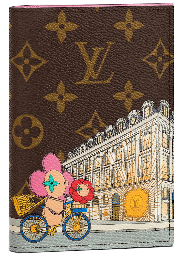 Louis Vuitton Passport Cover in Monogram Canvas | MTYCI
