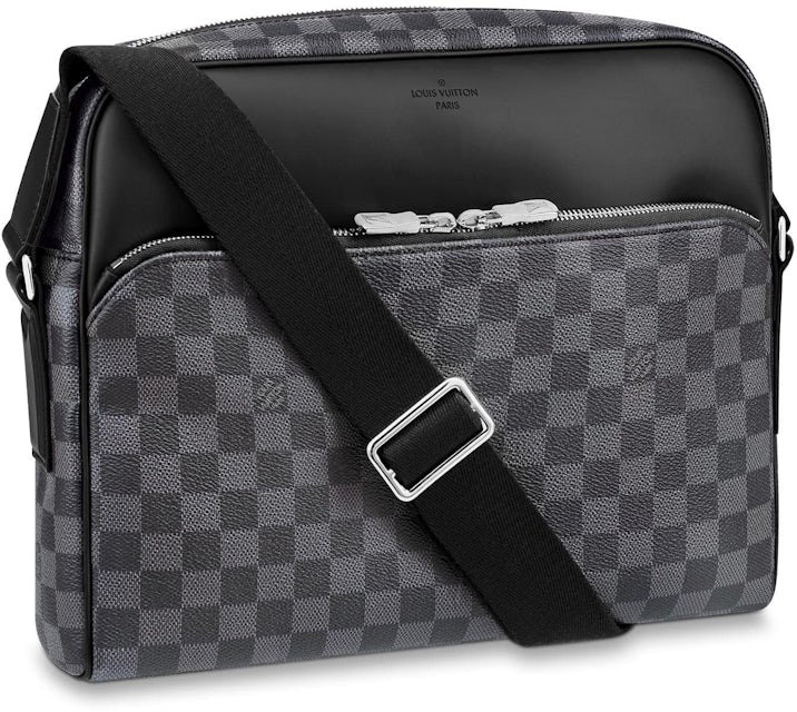 Louis Vuitton Damier Graphite Dayton Reporter MM Messenger Bag