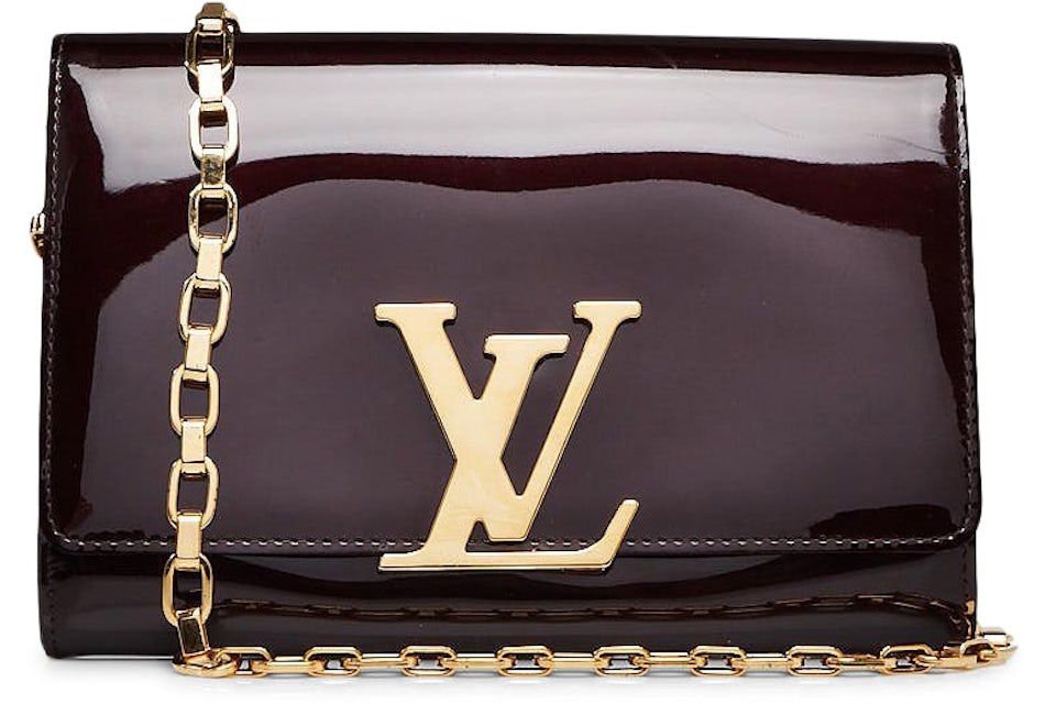 LOUIS VUITTON Red Patent Leather Louise Clutch Shoulder Crossbody Bag