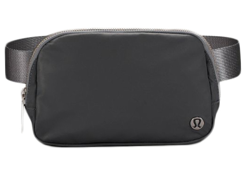 everywhere belt bag asphalt grey