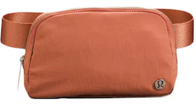 Lululemon Everywhere Belt Bag Crossbody Bag Pink Savannah