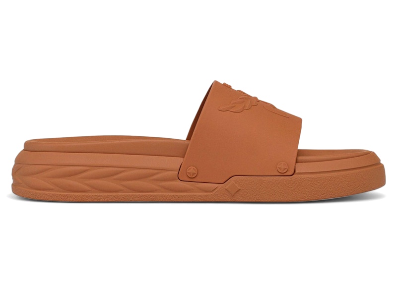 Pre-owned Mcm Men's  Embossed Laurel Slide Sandals Sneakers In Cognac