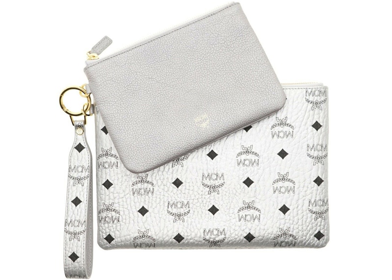 Mcm wristlet deals