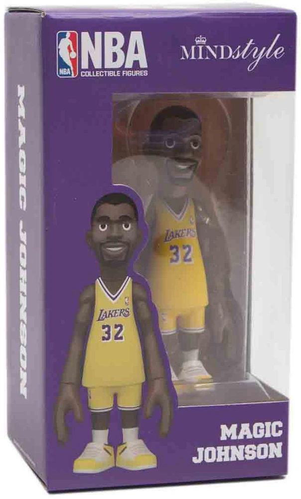 NBA x Enterbay LA Lakers LeBron James Real Masterpiece 1/6 Scale Figure  yellow