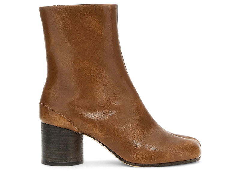 Maison Margiela Tabi Ankle Boot (Women's) Sneakers in Camel
