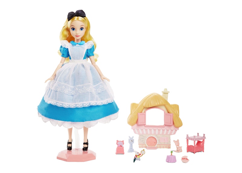 Alice in hot sale wonderland dolls smyths