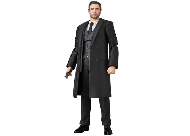 mafex bruce wayne justice league