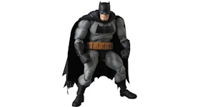 Medicom Mafex The Dark Knight Returns Batman No. 106 Action Figure