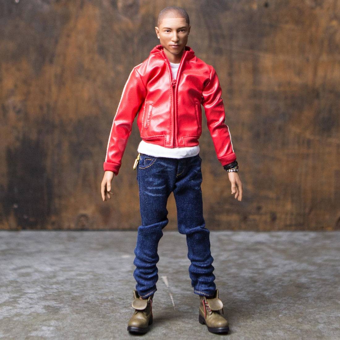Medicom Rah Pharrell Williams Figure Red/Blue - US