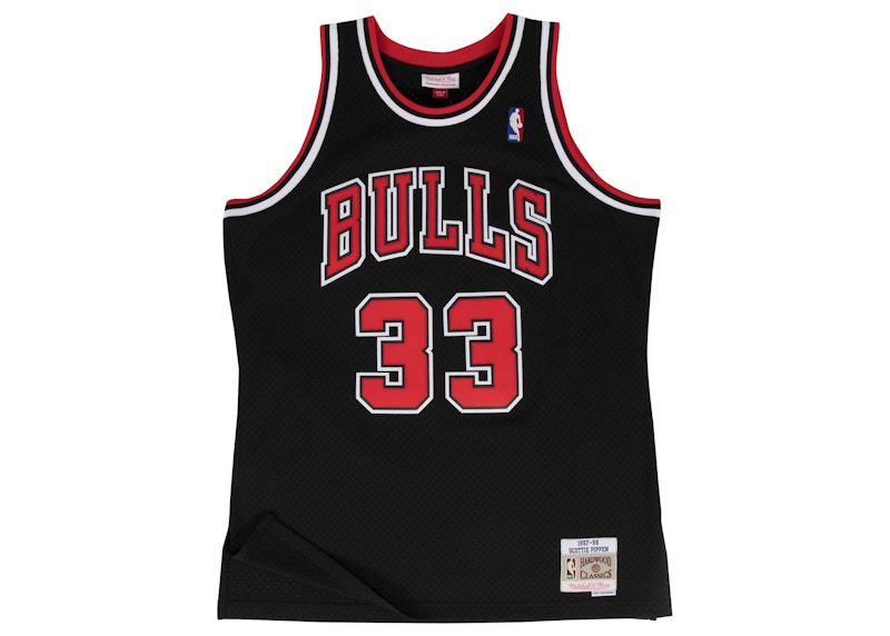 Scottie pippen cheap black bulls jersey