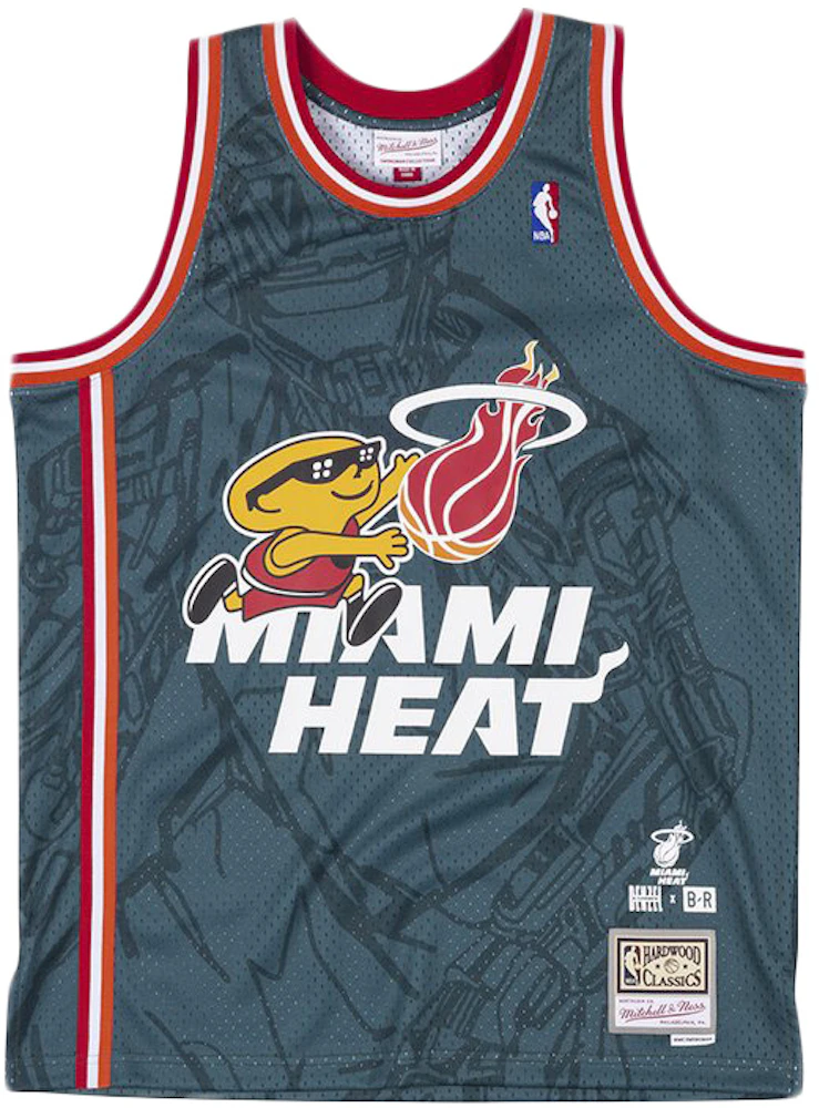 Youth Miami Heat LeBron James adidas Black Replica Road Jersey