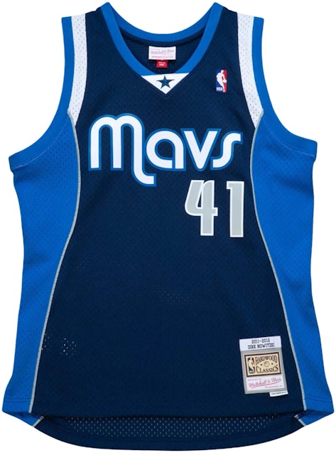 Dirk Nowitzki Jersey  Dallas Mavericks Mitchell & Ness NBA Blue