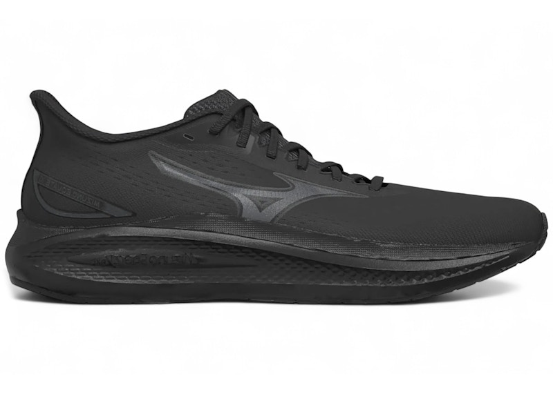 Men's Mizuno Fortrush Sneakers inSand in Black/Black Sand