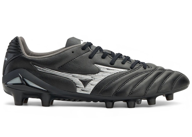Men's Mizuno Monarcida Neo III Pro FG Sneakers in Black/Silver