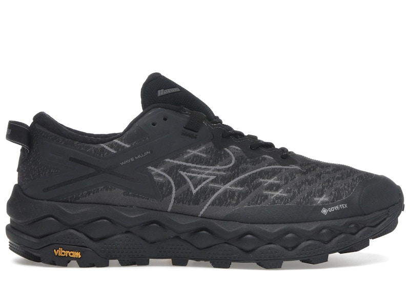 Pre-owned Mizuno Men's Wave Mujin Long Sleeve Goretex Sneakers In Sand In Black/quiet Shade/black Sand