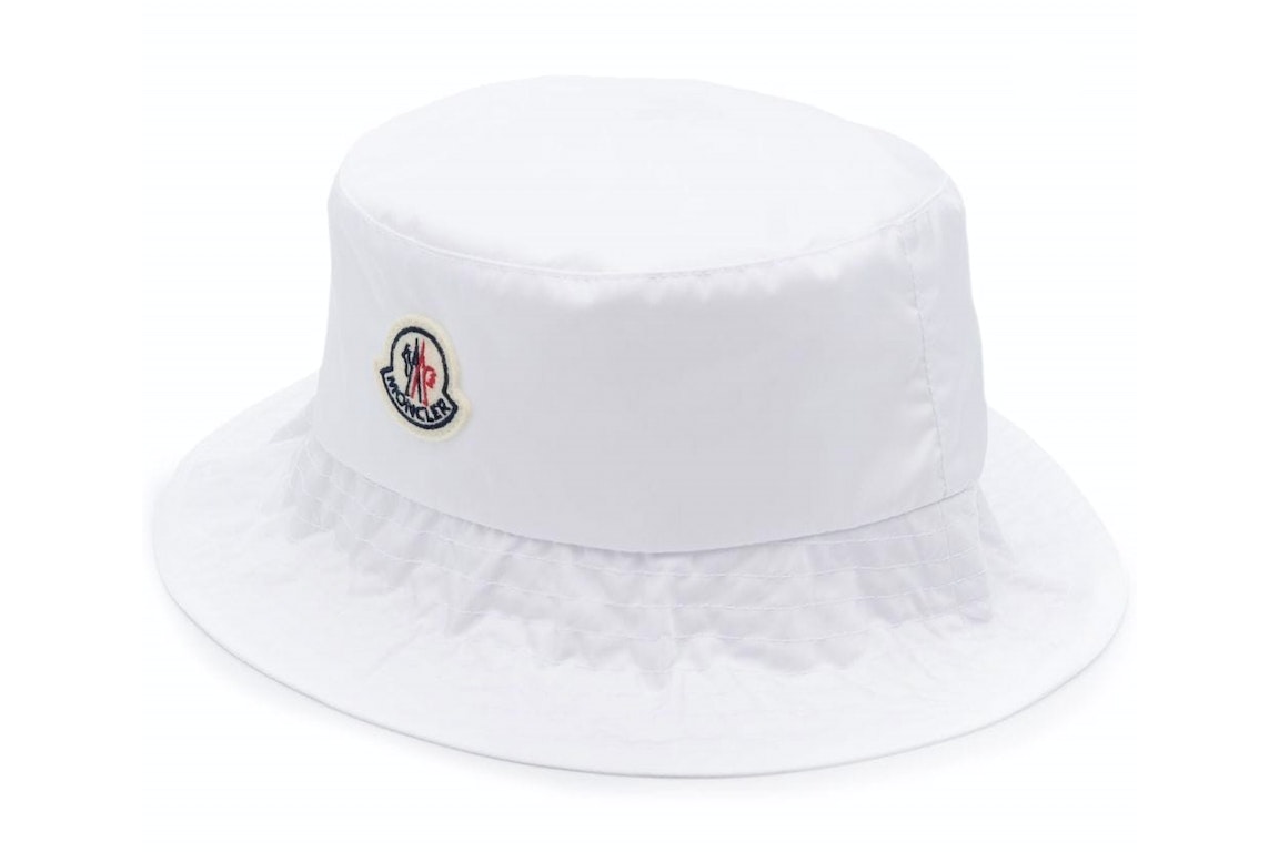 Pre-owned Moncler Logo Patch Bucket Hat White