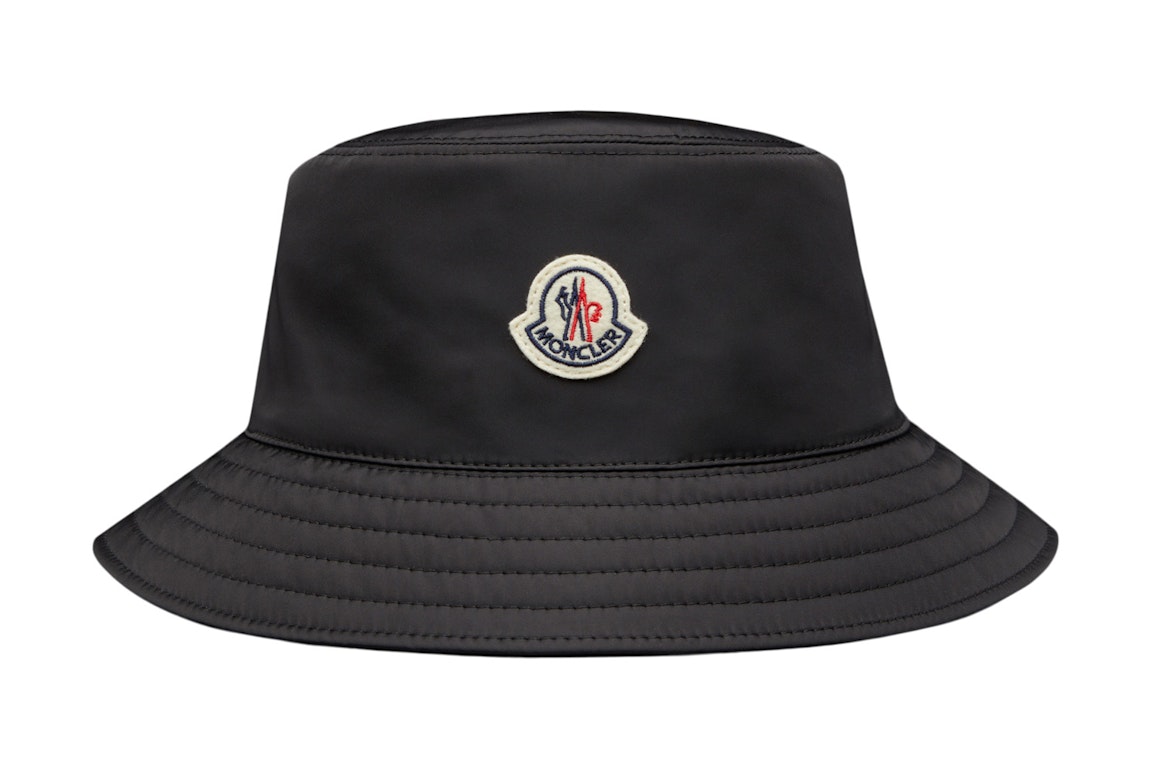 Pre-owned Moncler Logo Patch Rainwear Bucket Hat Black
